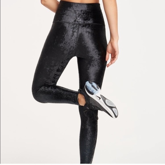 Beyond Yoga black Velvet Leggings - Picture 3 of 11
